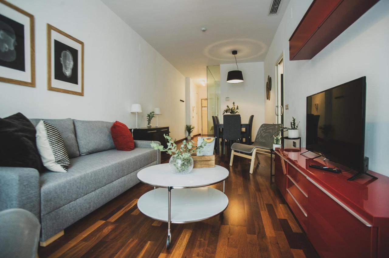 Azz Sevilla Torre De La Plata Apartamentos Ngoại thất bức ảnh