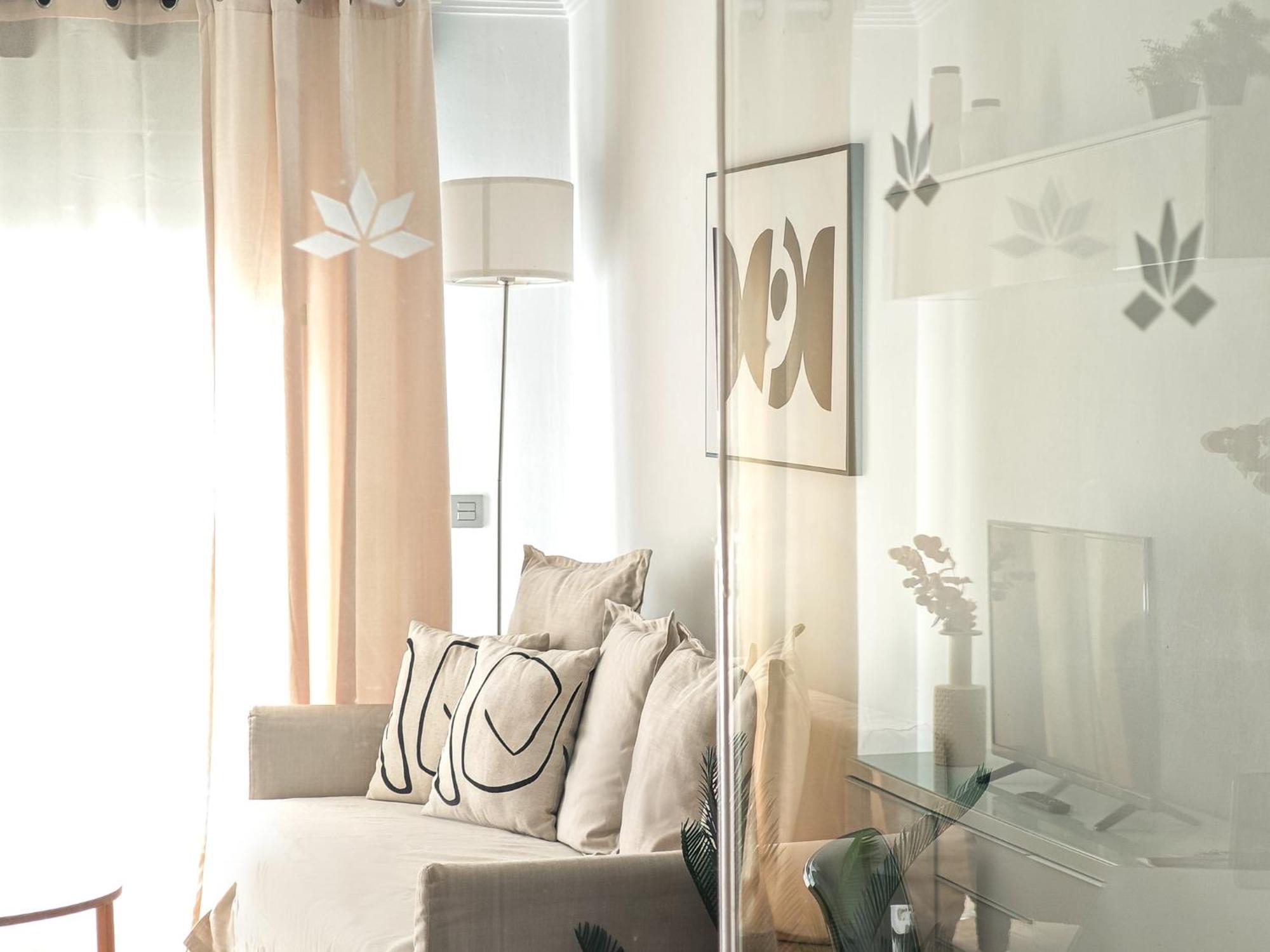 Azz Sevilla Torre De La Plata Apartamentos Ngoại thất bức ảnh