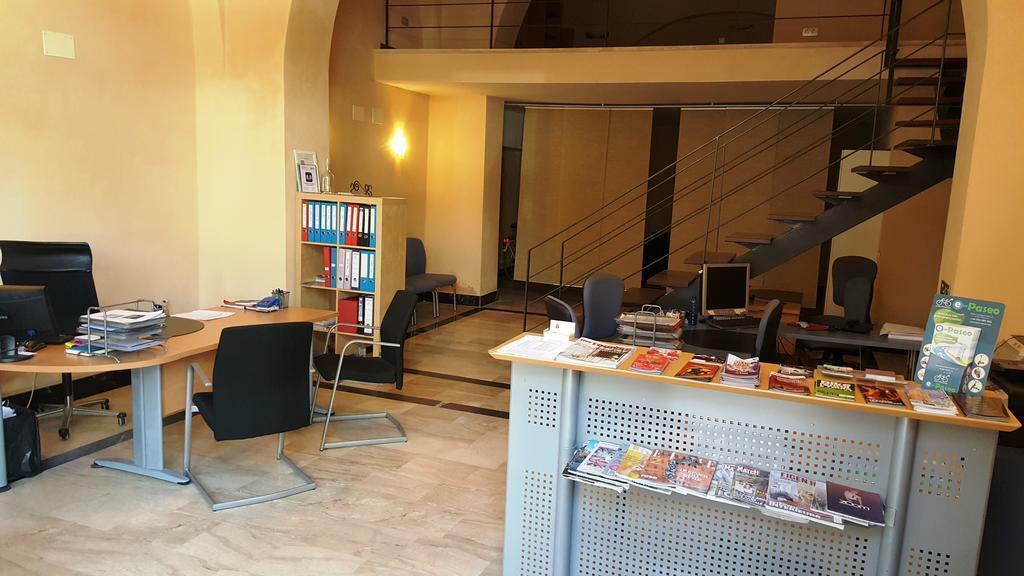 Azz Sevilla Torre De La Plata Apartamentos Ngoại thất bức ảnh